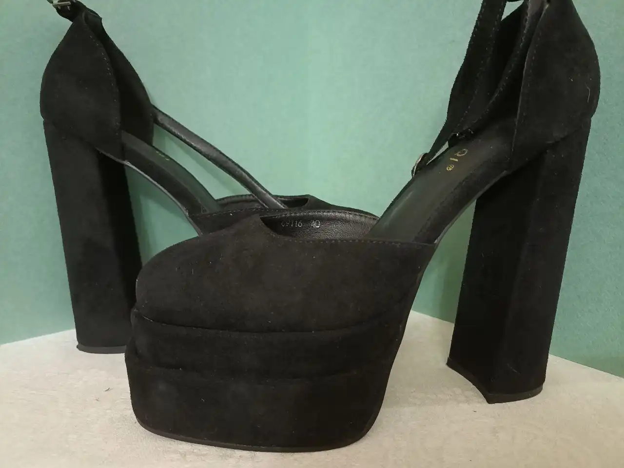 Туфли замшевые размер 40 с каблуком 15 см