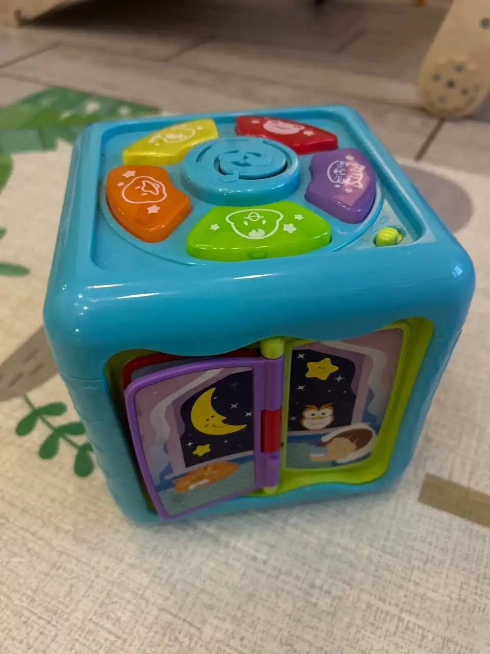 Развивающий кубик