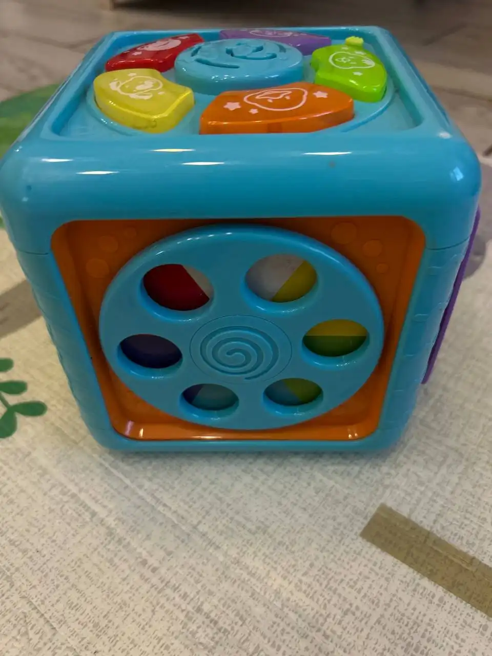 Развивающий кубик