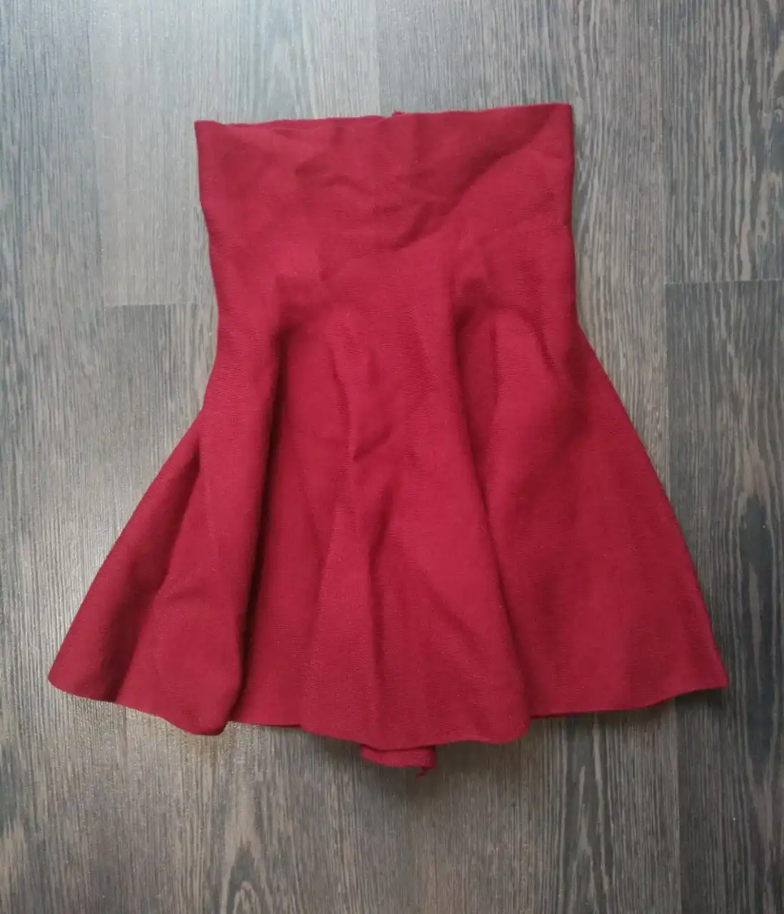 Одежда: футболка, юбка, кофта, сарафан, топ