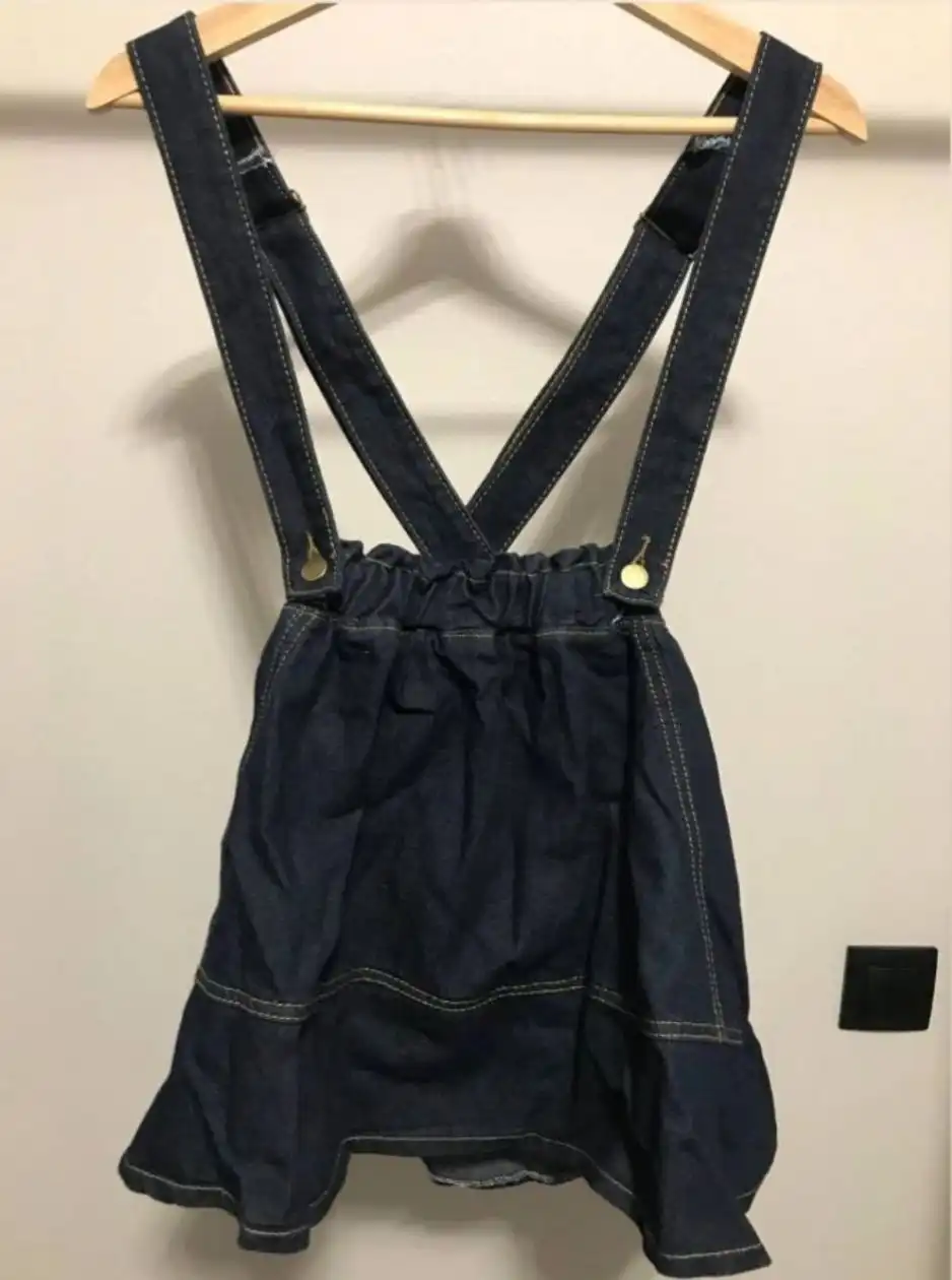 Одежда: футболка, юбка, кофта, сарафан, топ