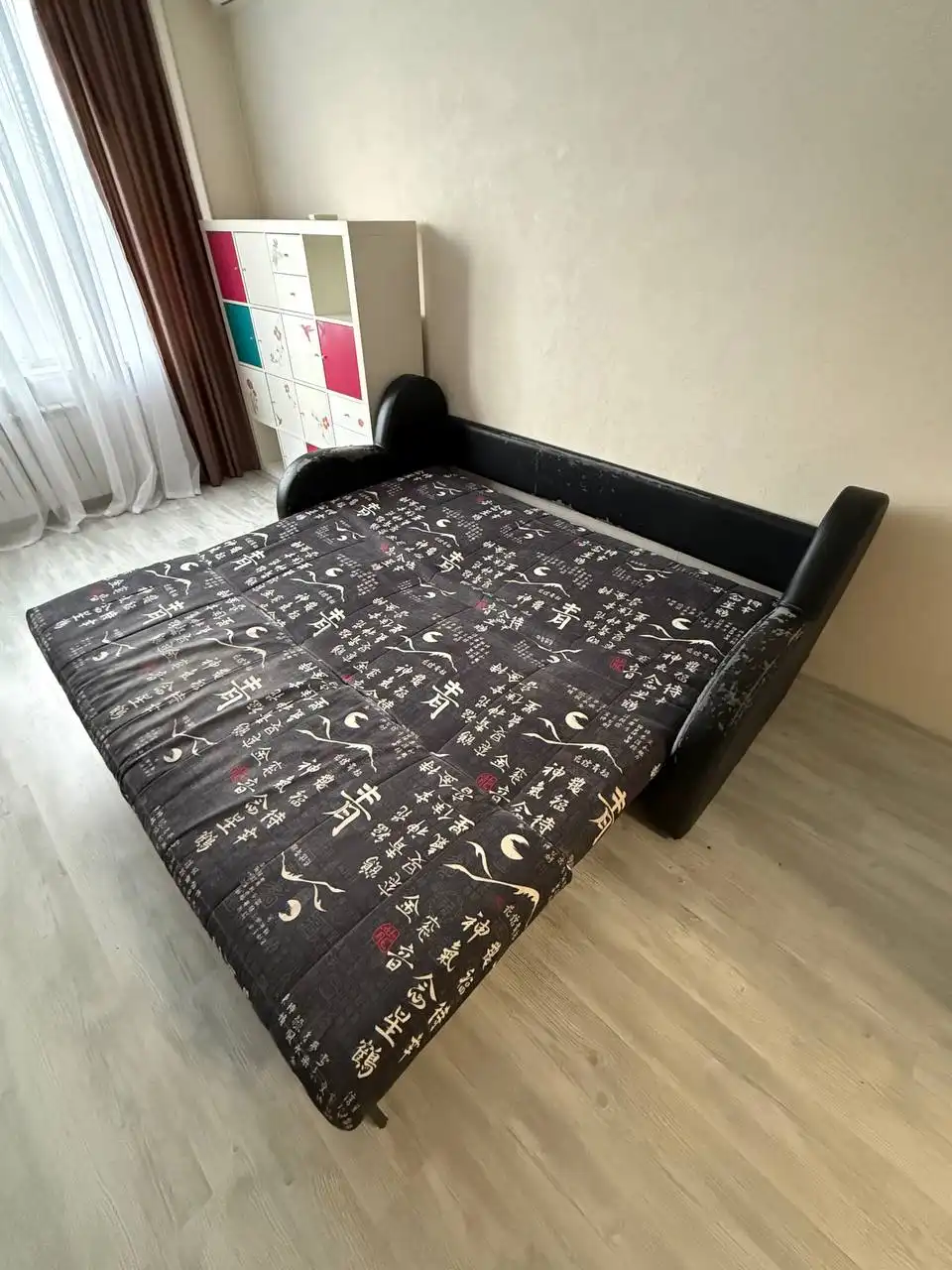 Продам диван-кровать с механизмом аккордеон