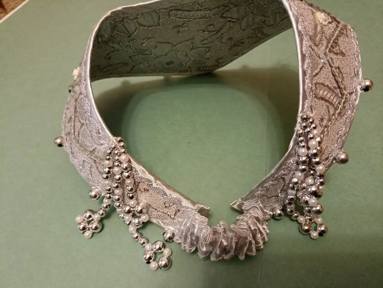 Кокошник с париком