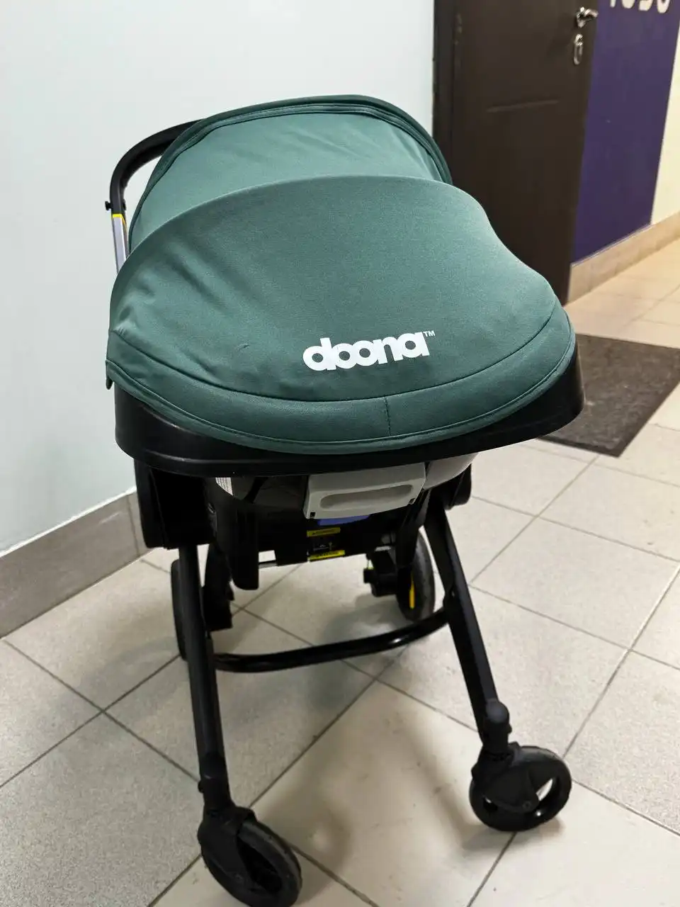 Продам коляску-автокресло Doona