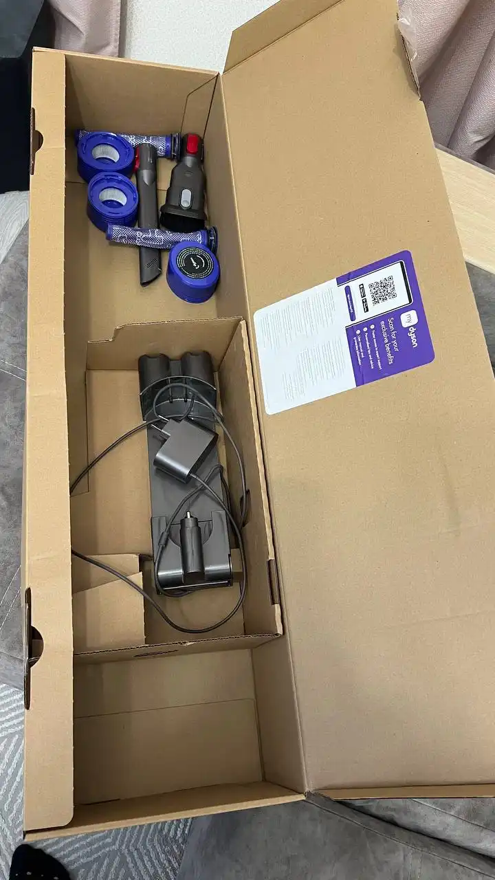 Рабочий пылесос с заменённым аккумулятором