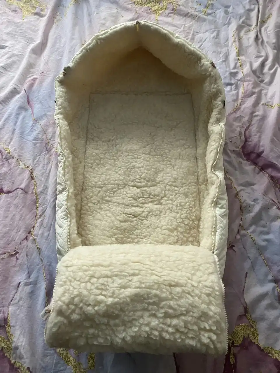 Кокон, шерсть овечки, б.у 1 сезон