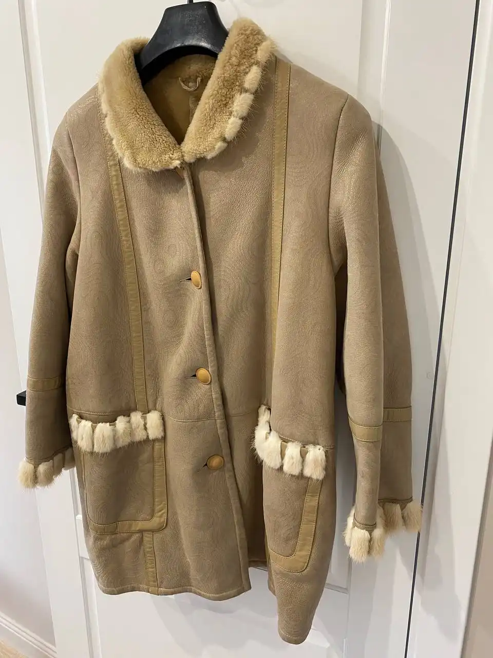 Женская дубленка из натуральной овчины размер 50 - Верхняя одежда (Одежда) в Королев