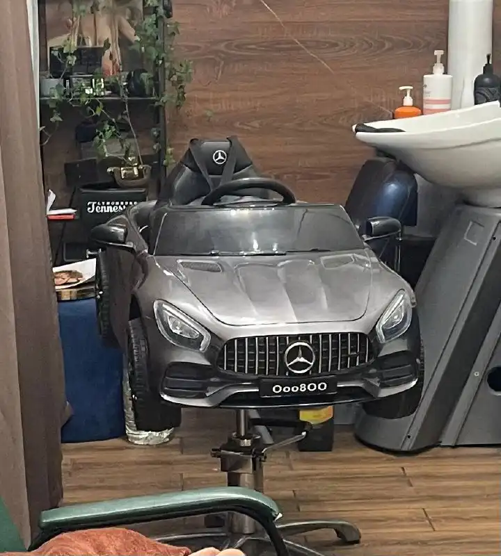 Парикмахерское кресло Автомобиль б/у - Парикмахерское кресло (Барахолка) в Королев