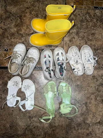 6 пар детской обуви 27 размер - Обувь в Королев