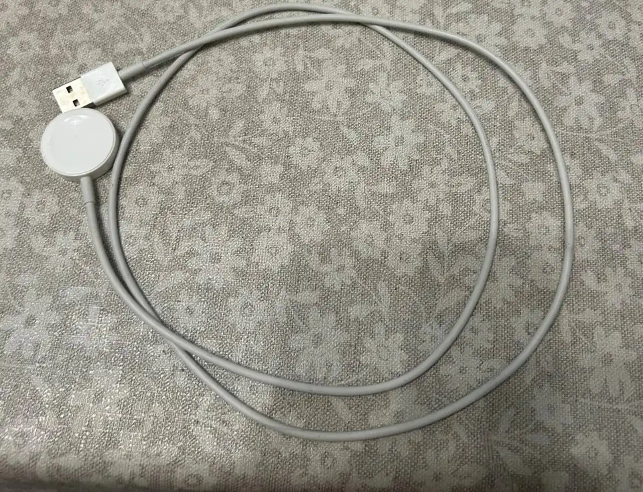 Apple Watch Series 4 44 mm с царапинами - Часы (Электроника) в Королев