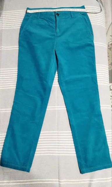 Брюки United Colors of Benetton вельвет оригинал - Одежда в Королев