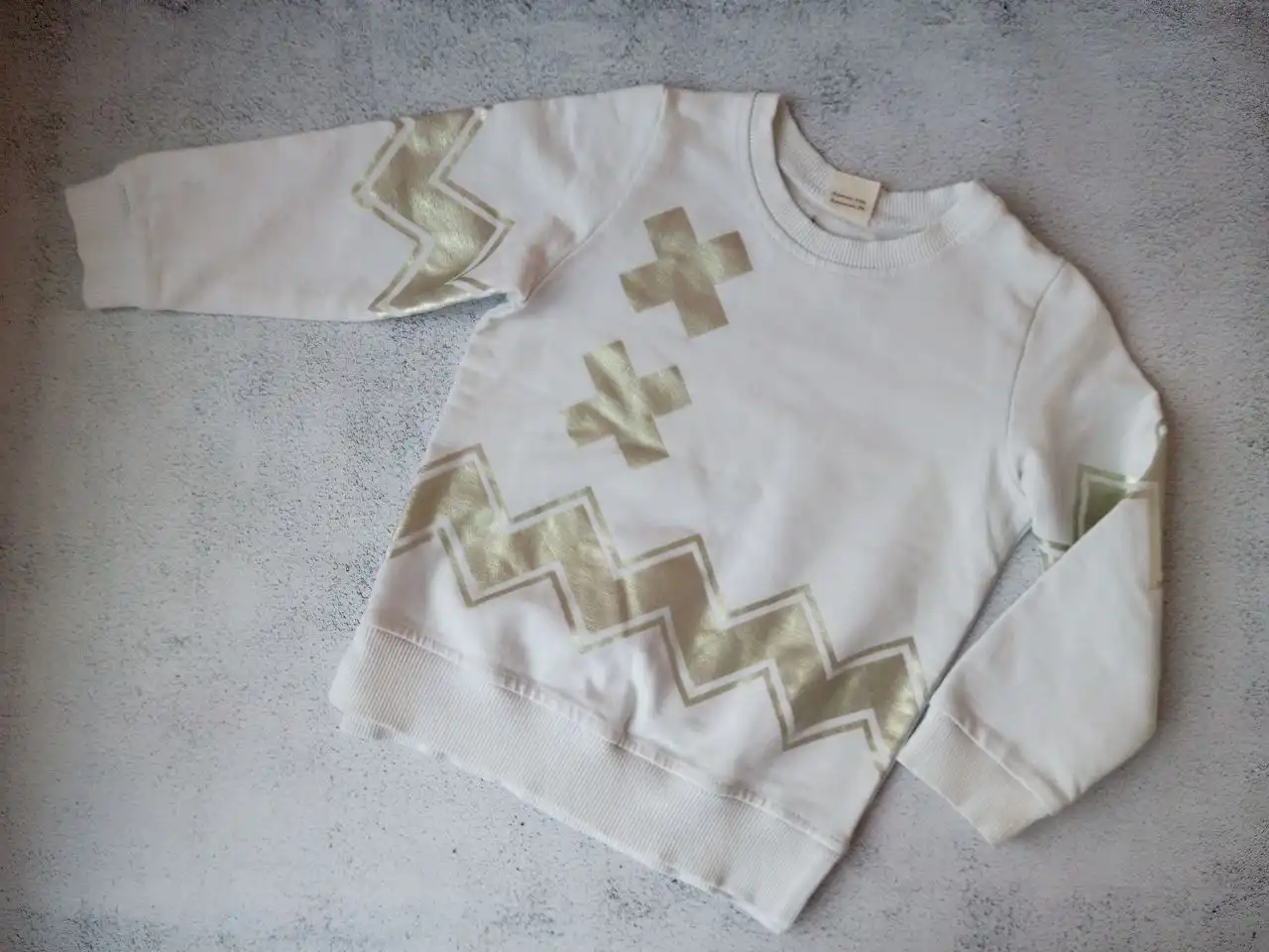 Белая толстовка с рисунком, размер 92 - Толстовки/свитшоты (Одежда) в Королев