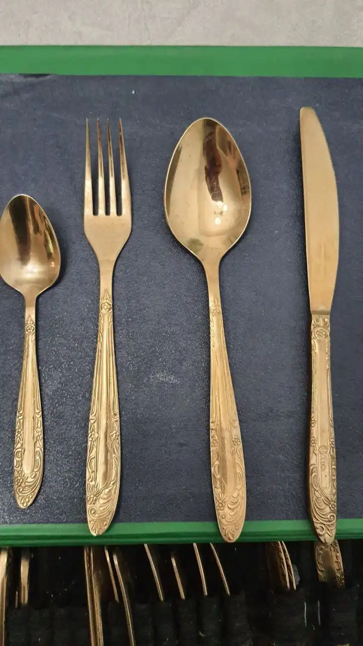 Столовые приборы СССР нержавейка золотого цвета - Столовые приборы (Барахолка) в Королев