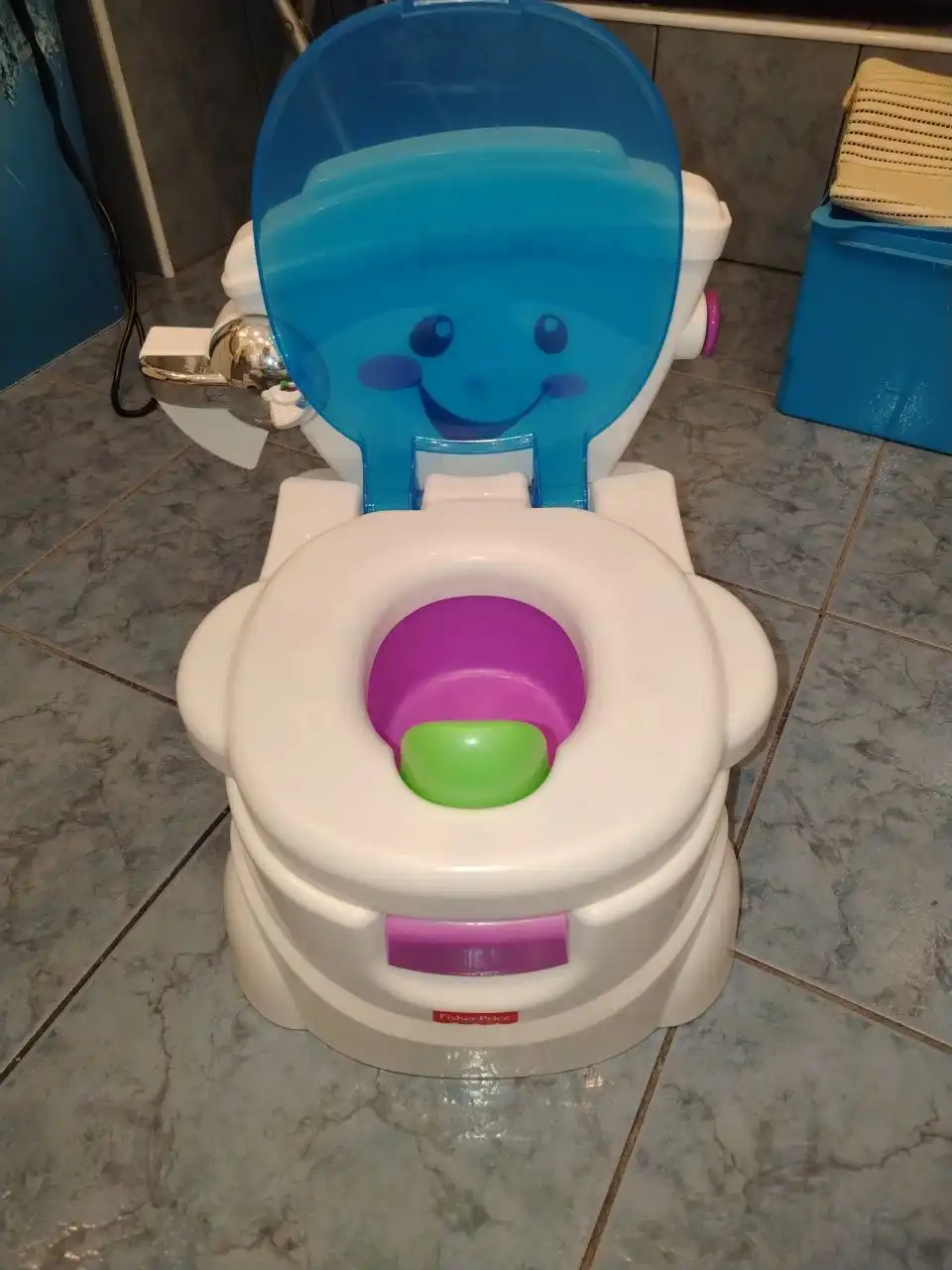 Детский горшок Fisher Price с музыкальным функционалом - Горшки (Товары для детей) в Королёв