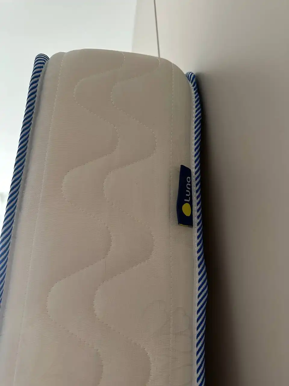 Продам матрас почти новый - Барахолка в Королев