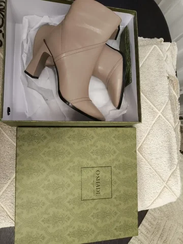 Кожаная байка 36р - Верхняя одежда в Королев