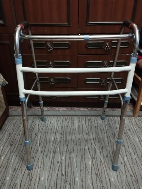 Ходунки для взрослых, состояние новых - Красота и здоровье в Королев