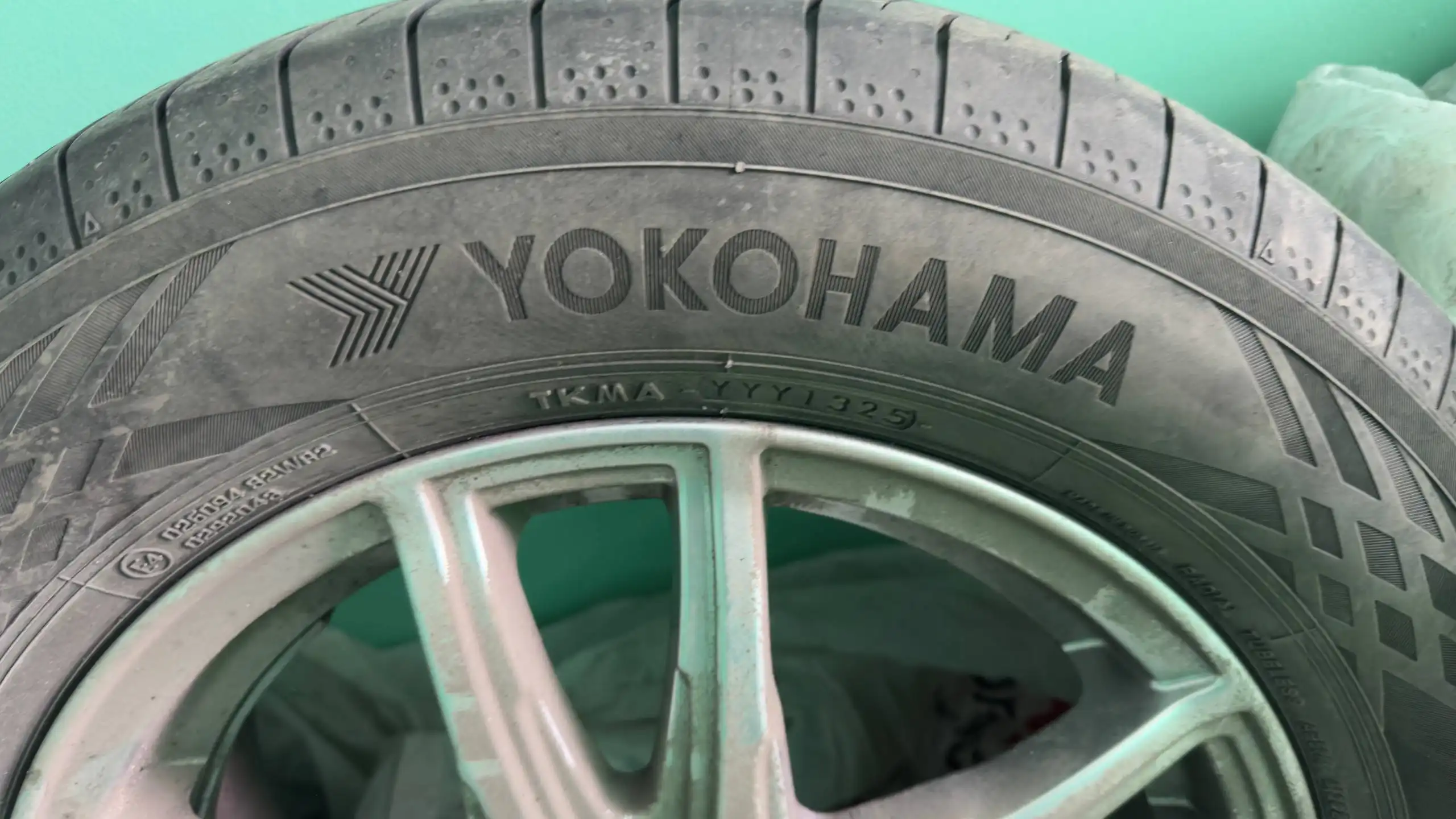 Продажа автомобильных дисков с резиной 205/65R16/96H - Автомобильные диски и шины (Запчасти) в Королев