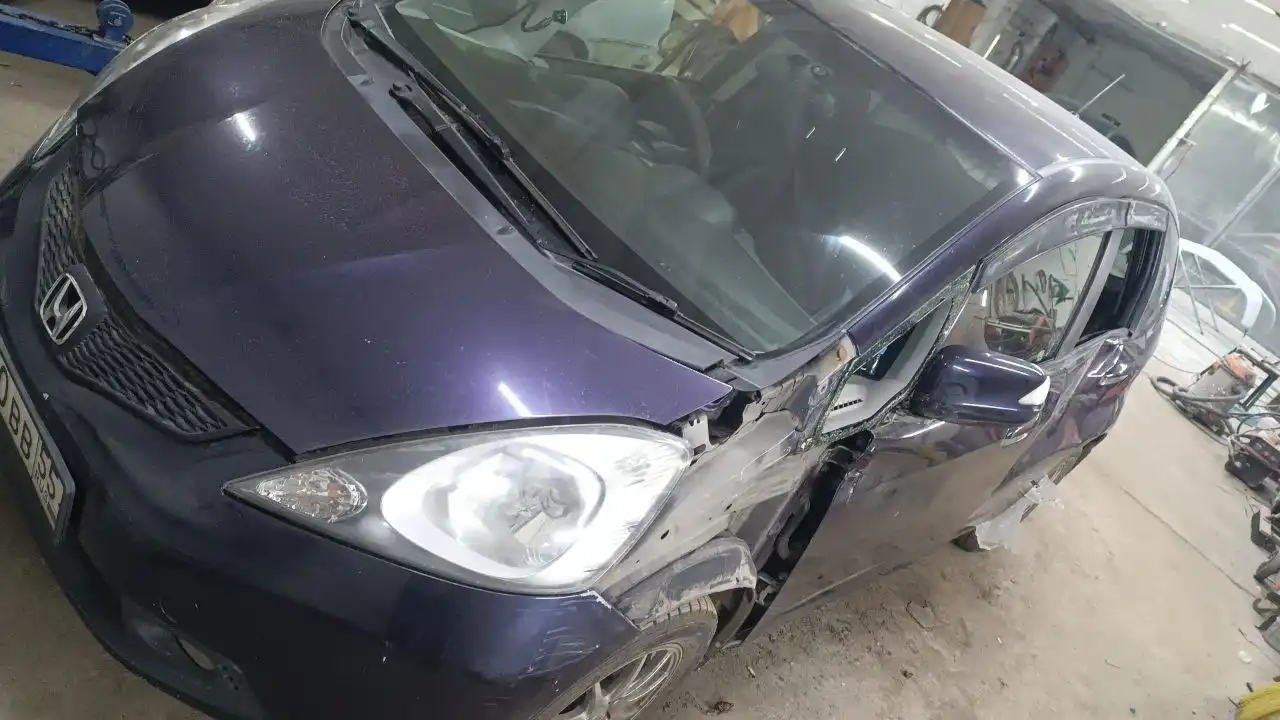 Продам Хонда Fit 2010 год