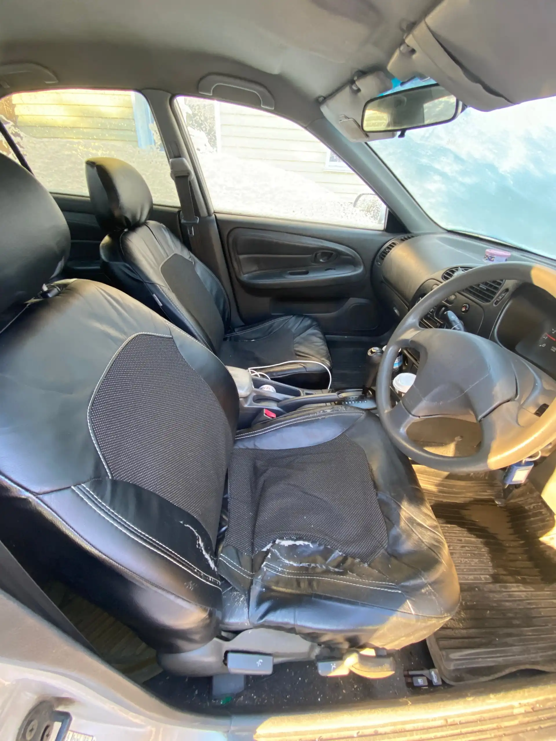 Продажа автомобиля 2000 года