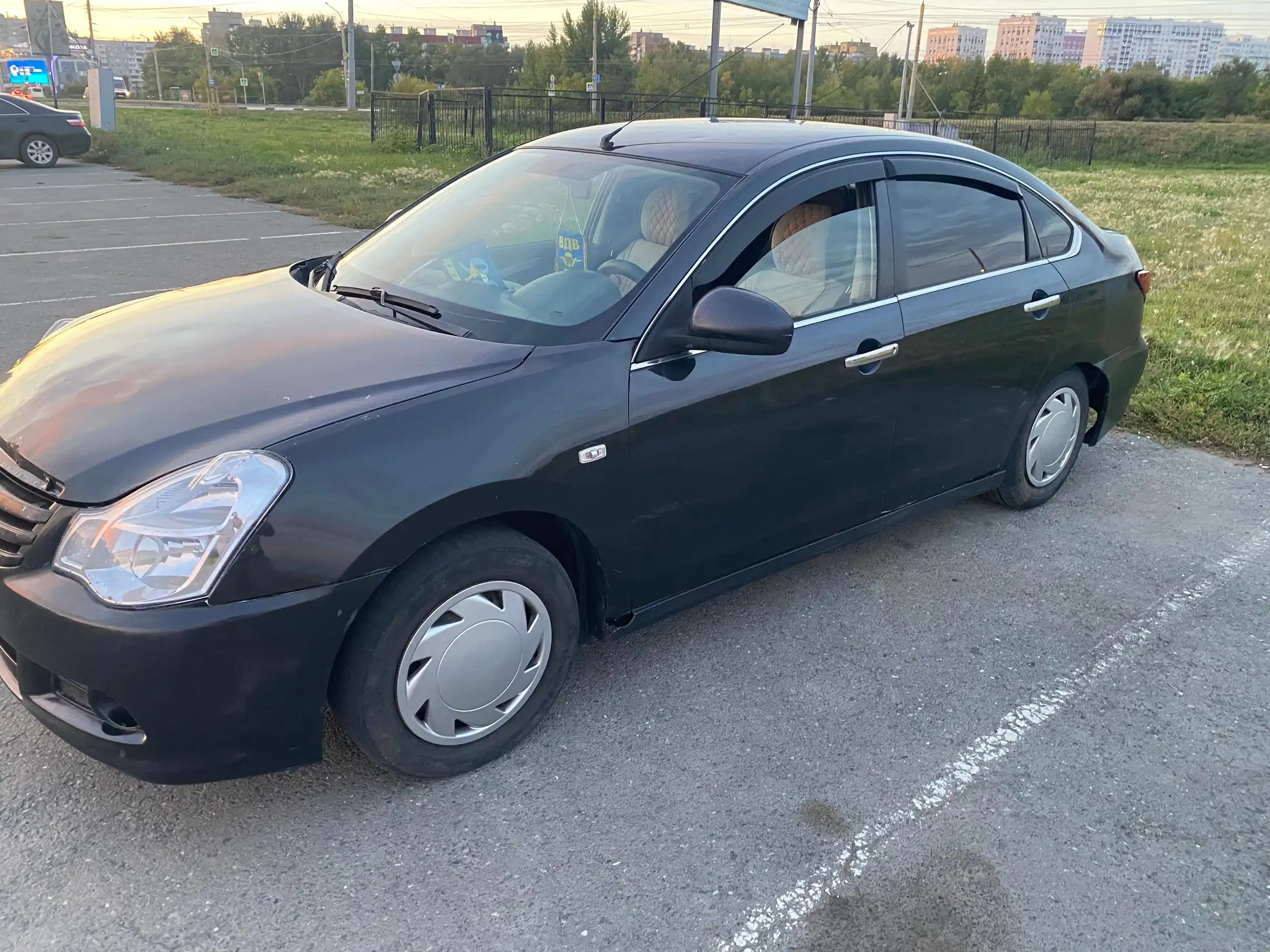 Продам Ниссан Альмера 2014 год