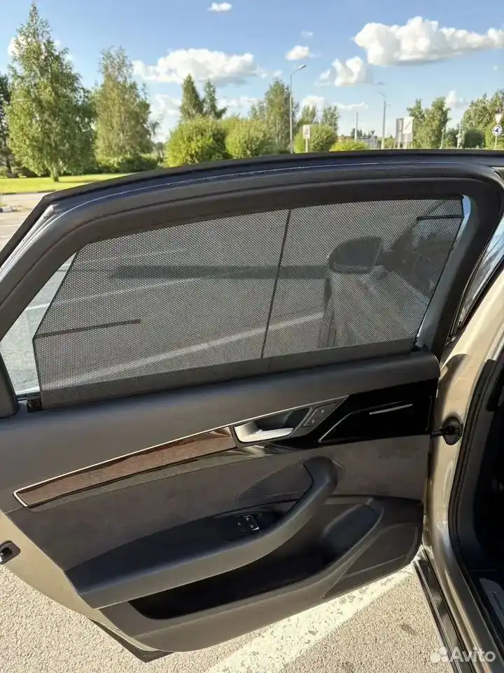 Ауди А8 long версия 2011 года