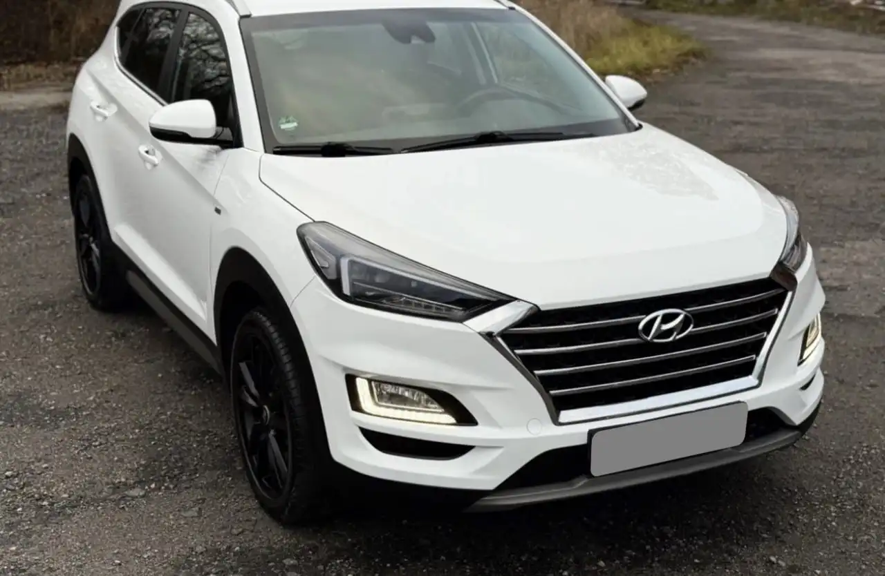 Продажа Hyundai Tucson 2.0 дизель автомат полный привод