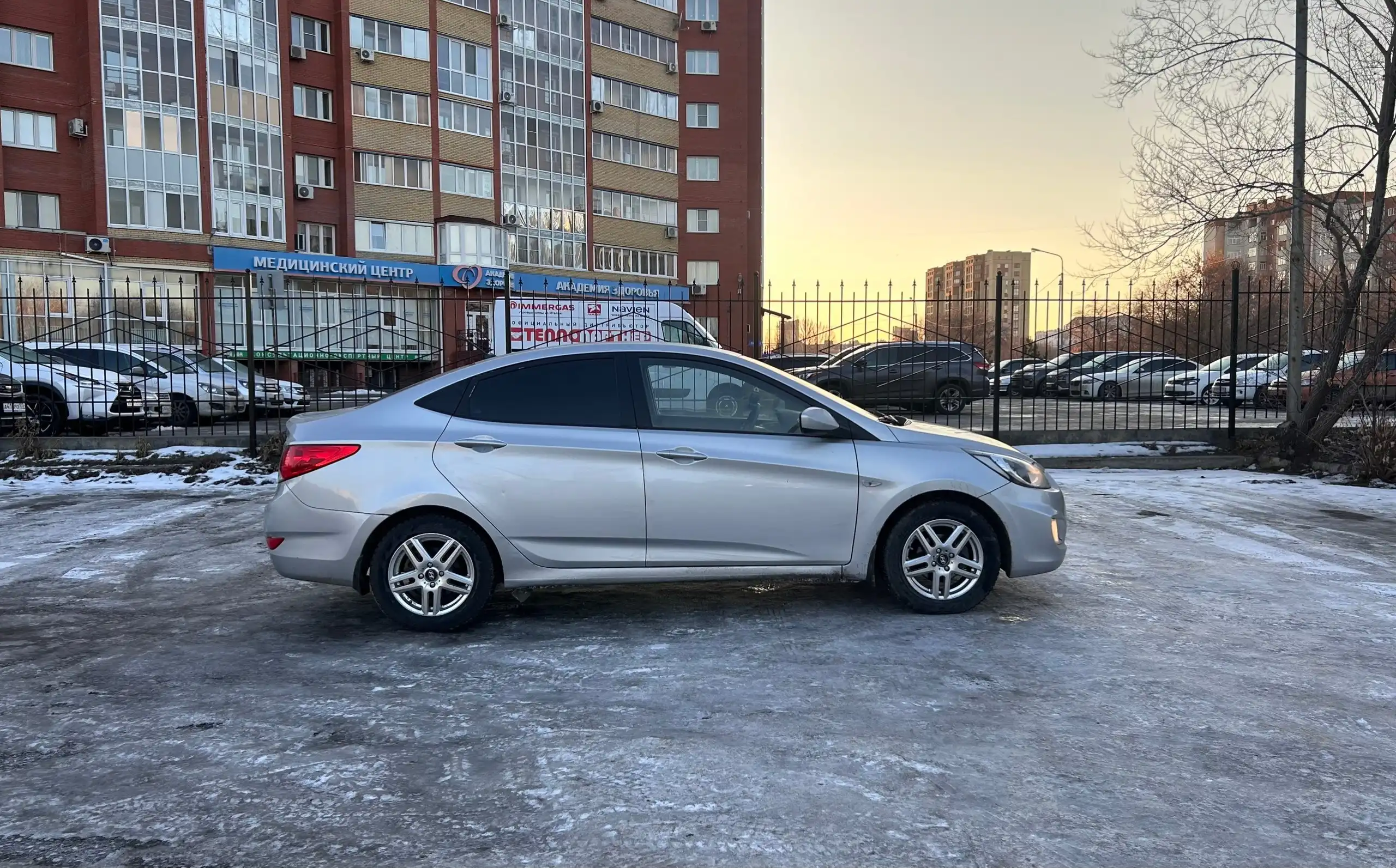 Продам Hyundai Solaris 1.6 механика