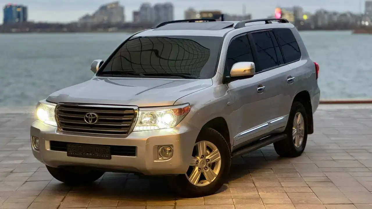 Продажа автомобиля Chevrolet Niva 2009 года в отличном состоянии