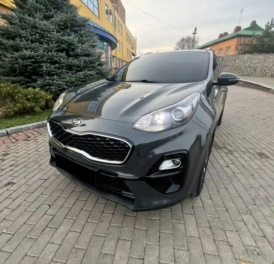 Kia Sportage 1.6л автомат передний привод