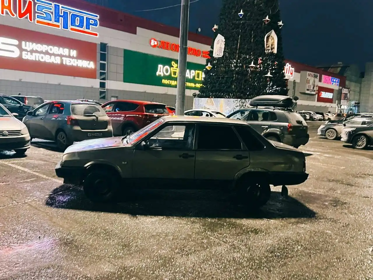 ВАЗ 21099 2000 года