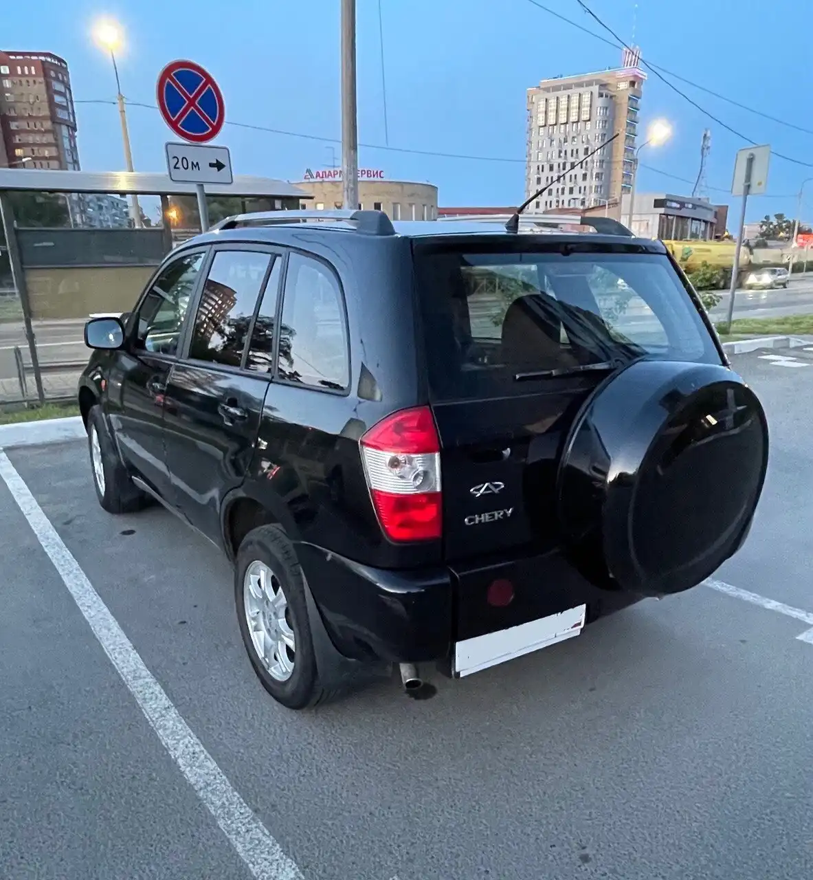 Chery Tiggo T11 2010 года в хорошем состоянии