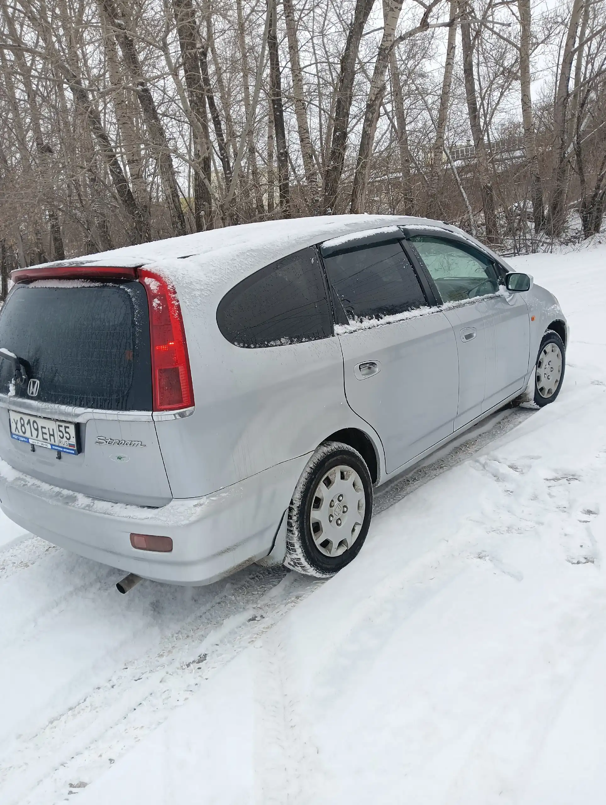 Продажа Honda Stream 2000 года выпуска