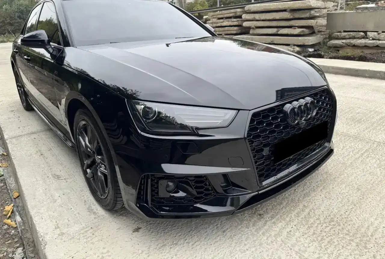 Audi A4 2016 Бензин 2.0 л Автомат Полный привод