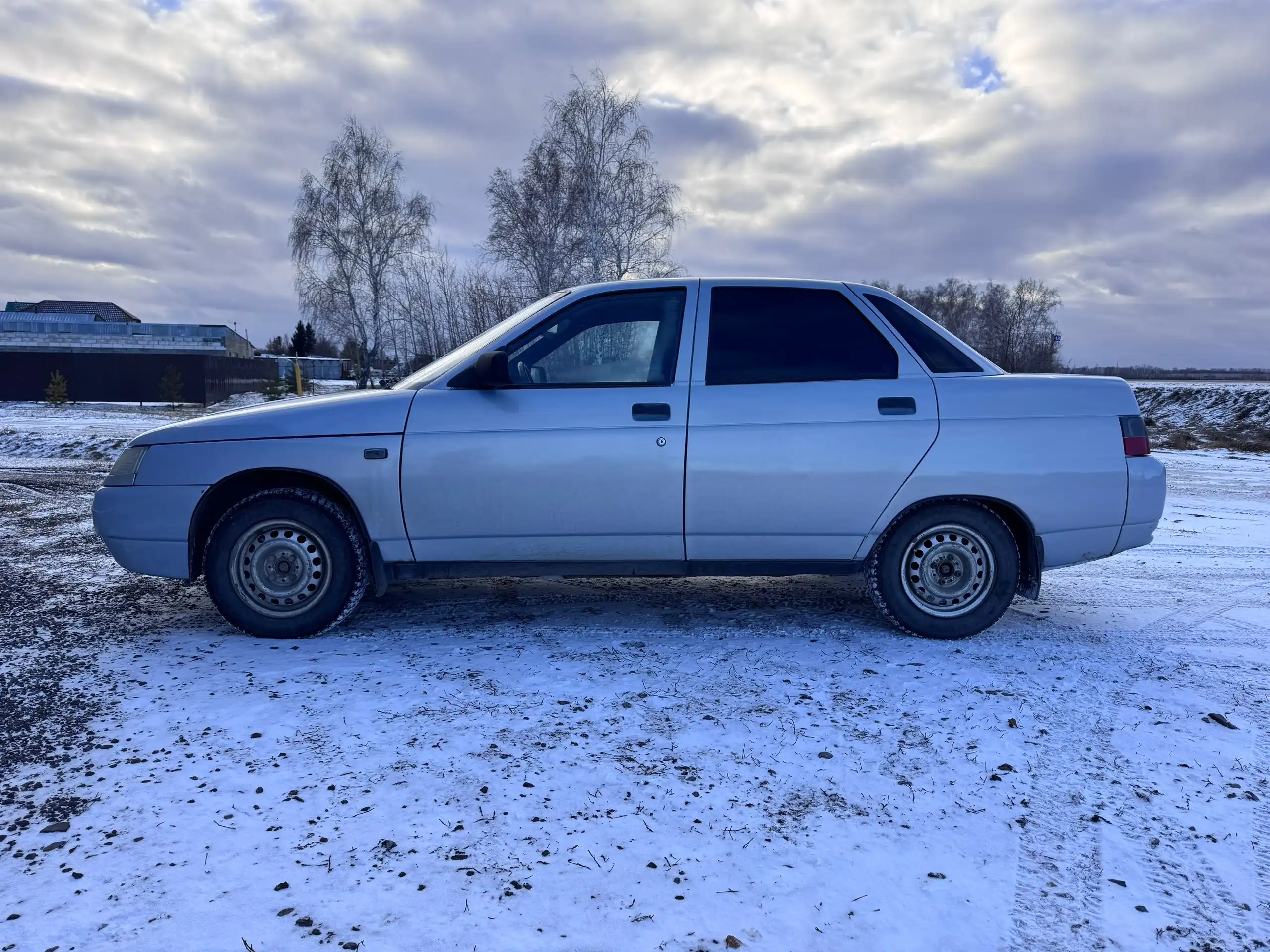 Продам автомобиль 2005 года выпуска