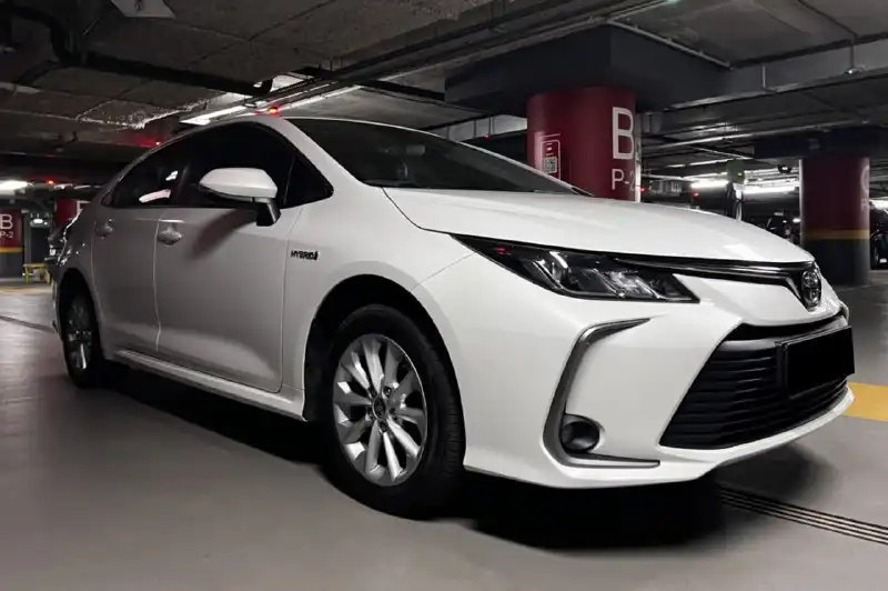 Toyota Corolla 2021 гибрид с пробегом 95 тыс. км