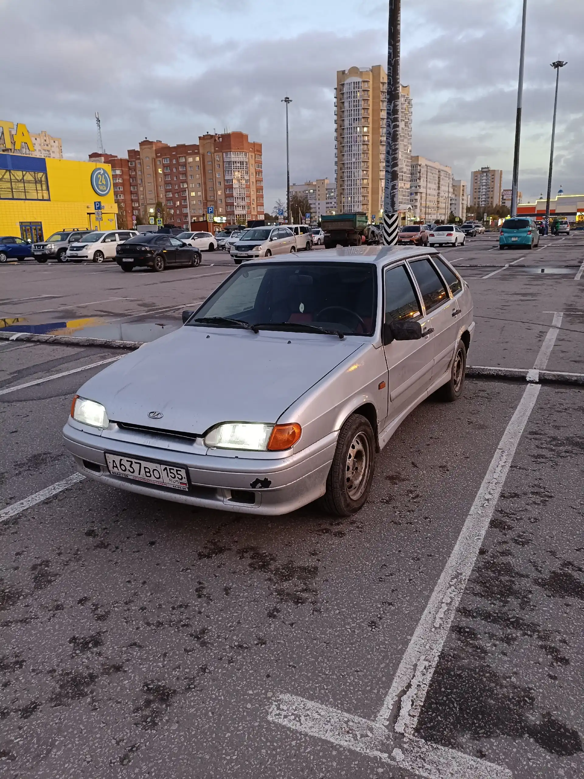 Продажа ВАЗ 2114 2011 и Mazda Familia 2000