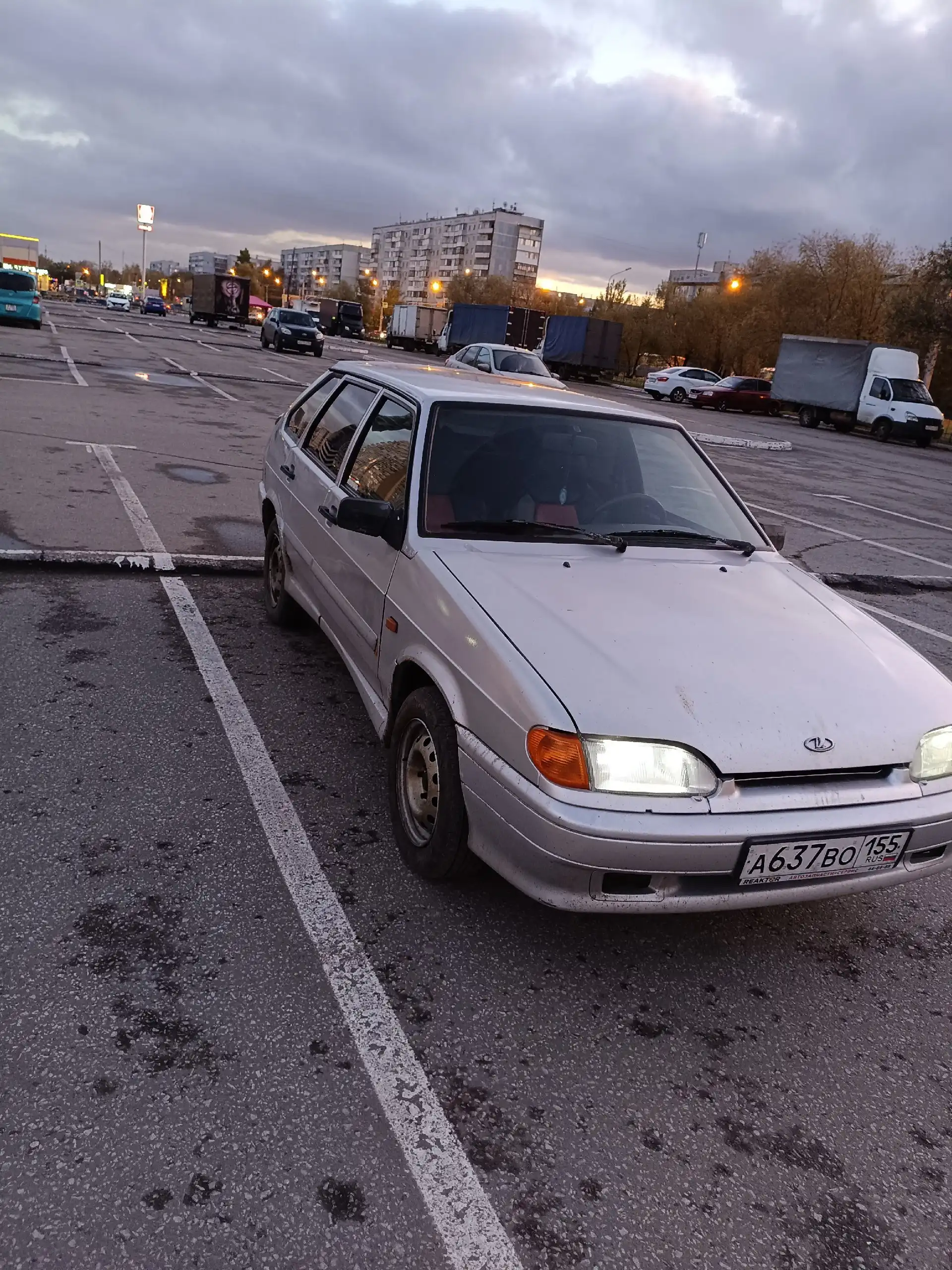 Продажа ВАЗ 2114 2011 и Mazda Familia 2000