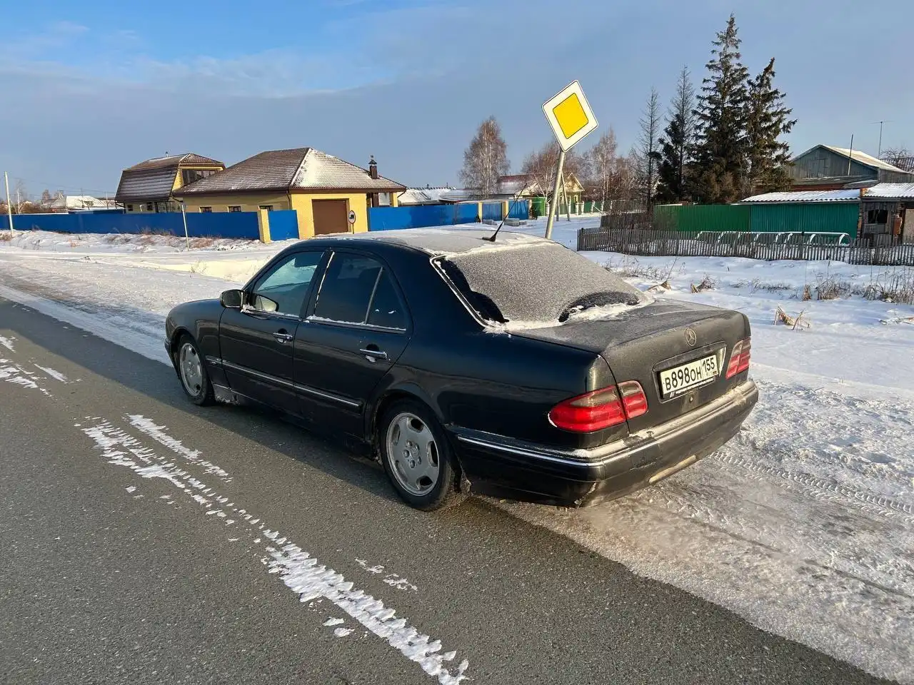 Продам Mercedes-Benz W210 2000 года 2.4 АКПП