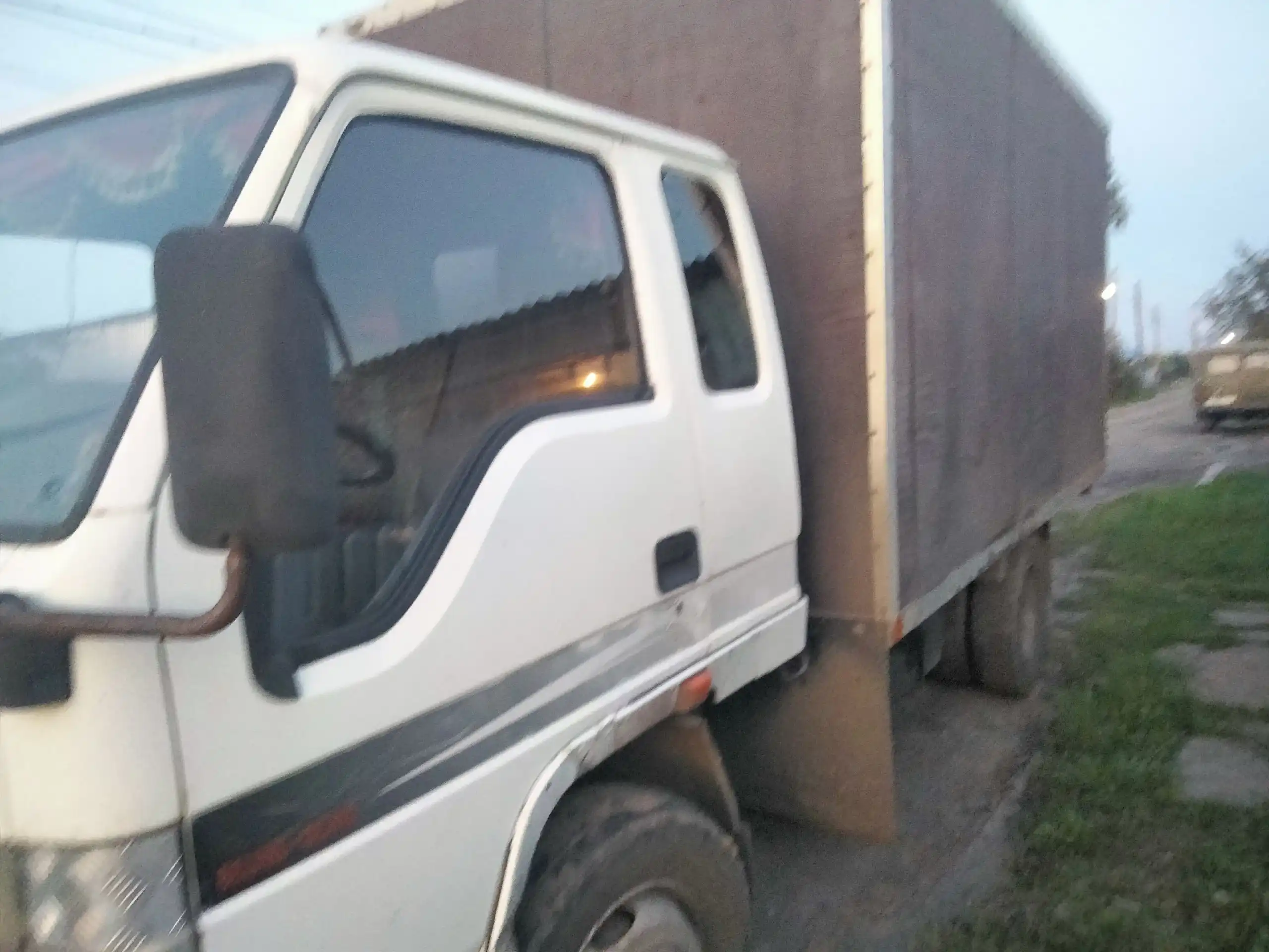 Продам автомобиль 2007 года выпуска