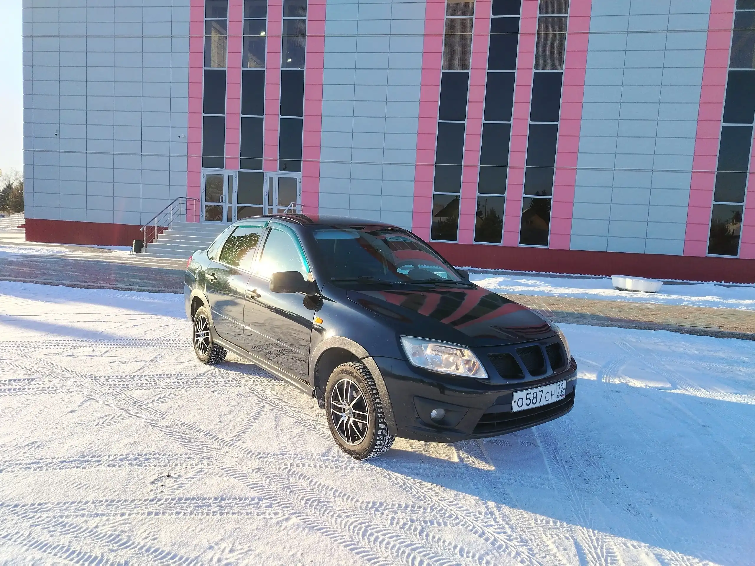 Автомобиль 2012 года с одним владельцем и пробегом 130 тыс. км в Ишиме