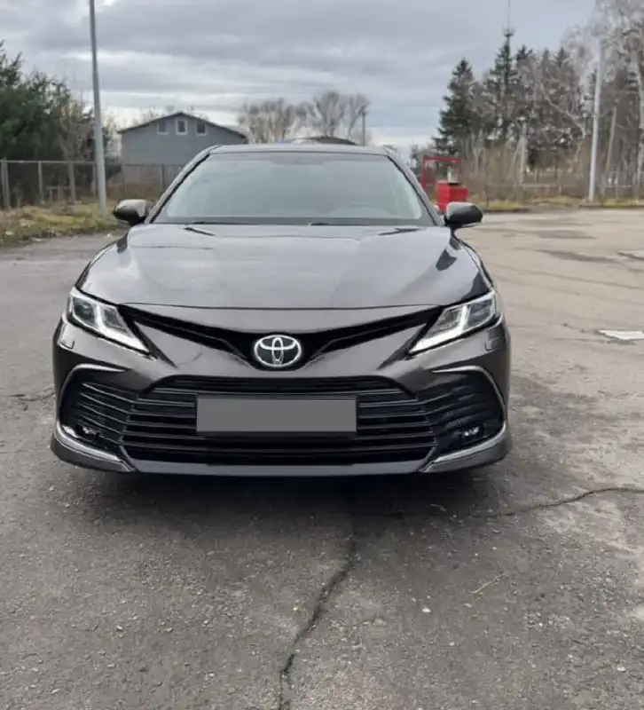 Toyota Camry 2021 Elegance 2.5 автомат