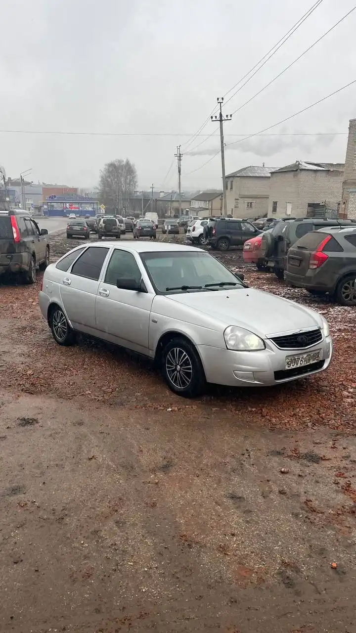 Автомобиль 2008 года с документами