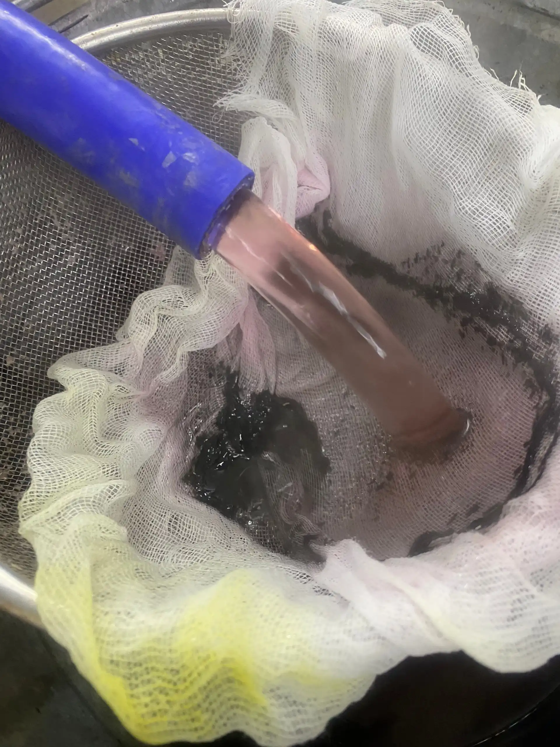 Промывка радиатора отопителя автомобиля