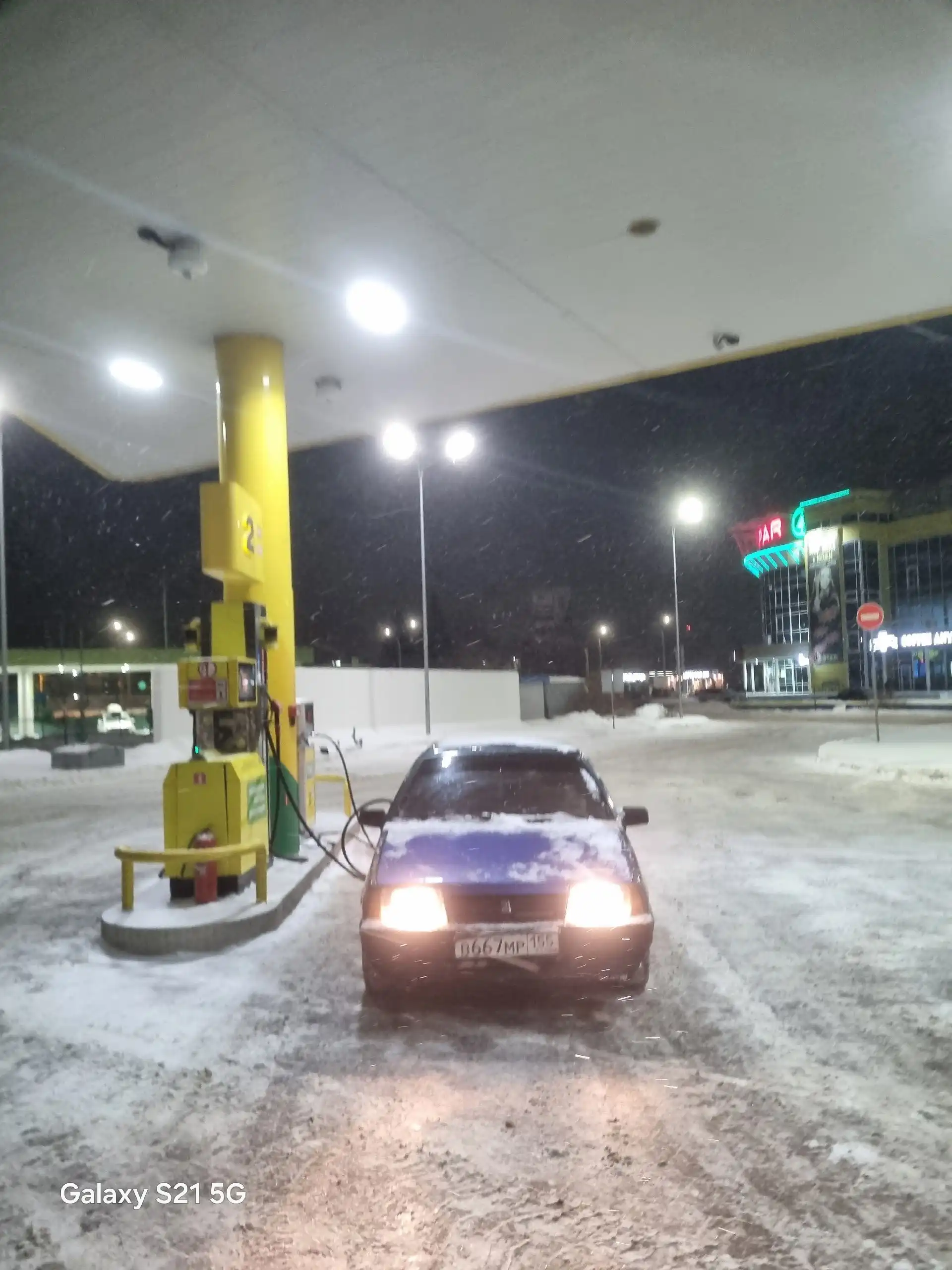 ВАЗ 21099 1997г карбюратор на ходу