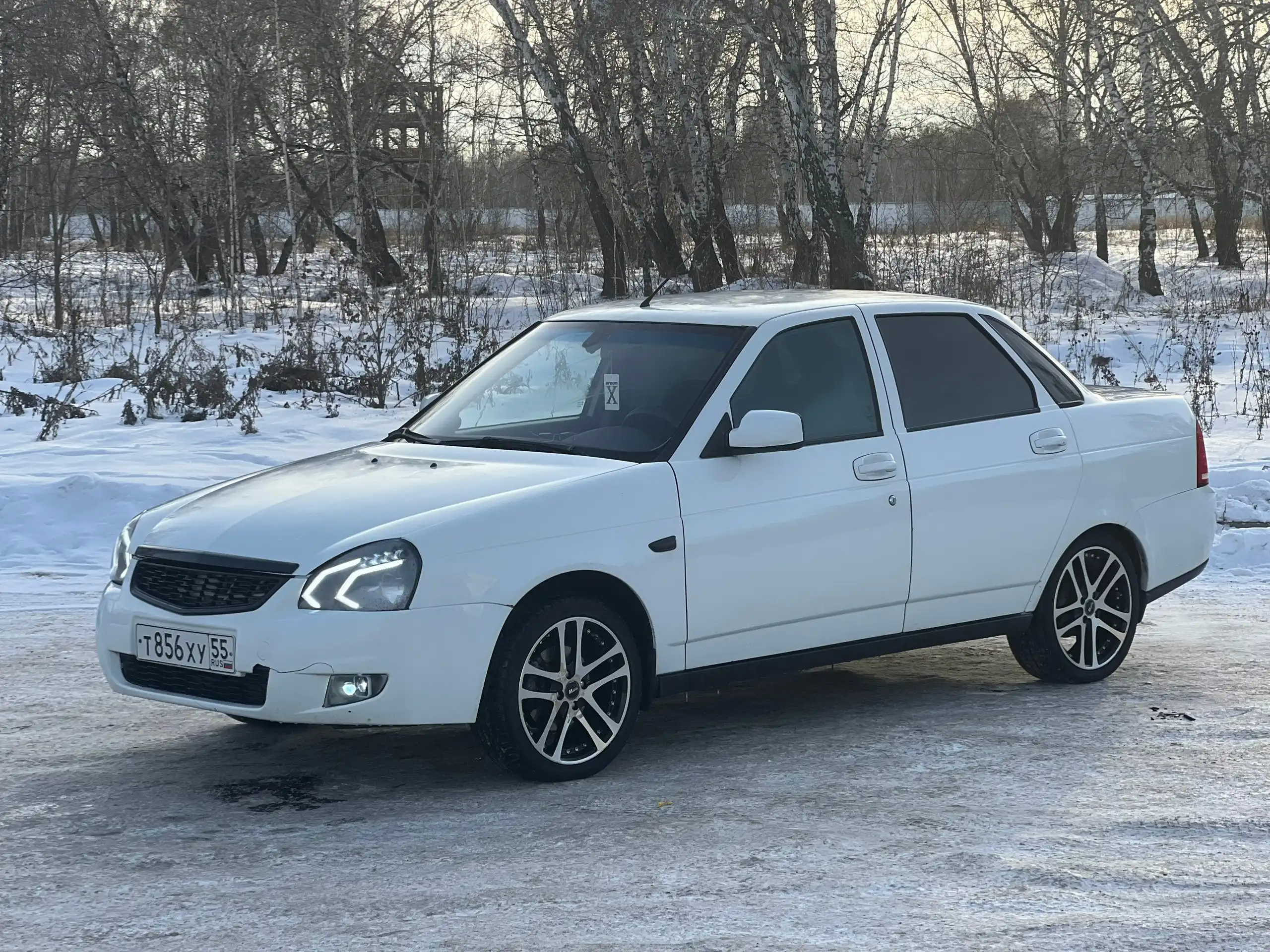 Продам Lada Priora 2011 года в максимальной комплектации