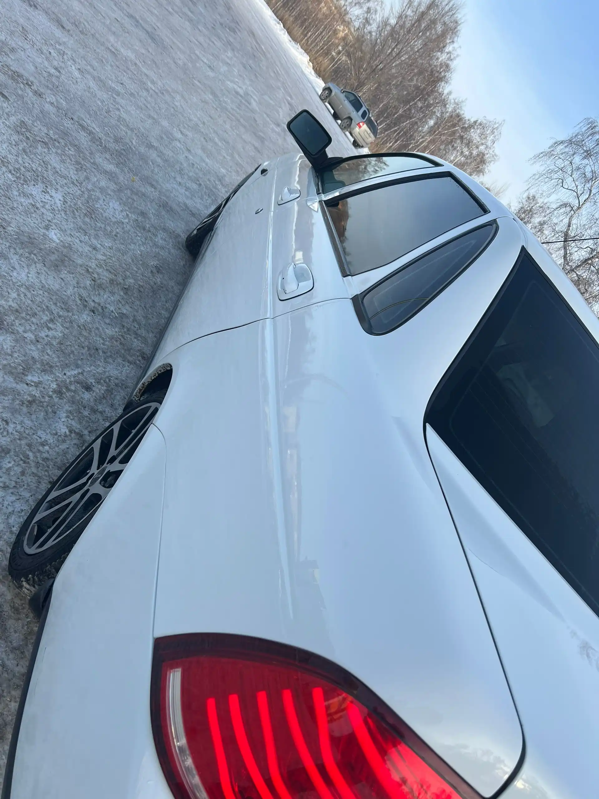 Продам Lada Priora 2011 года в максимальной комплектации