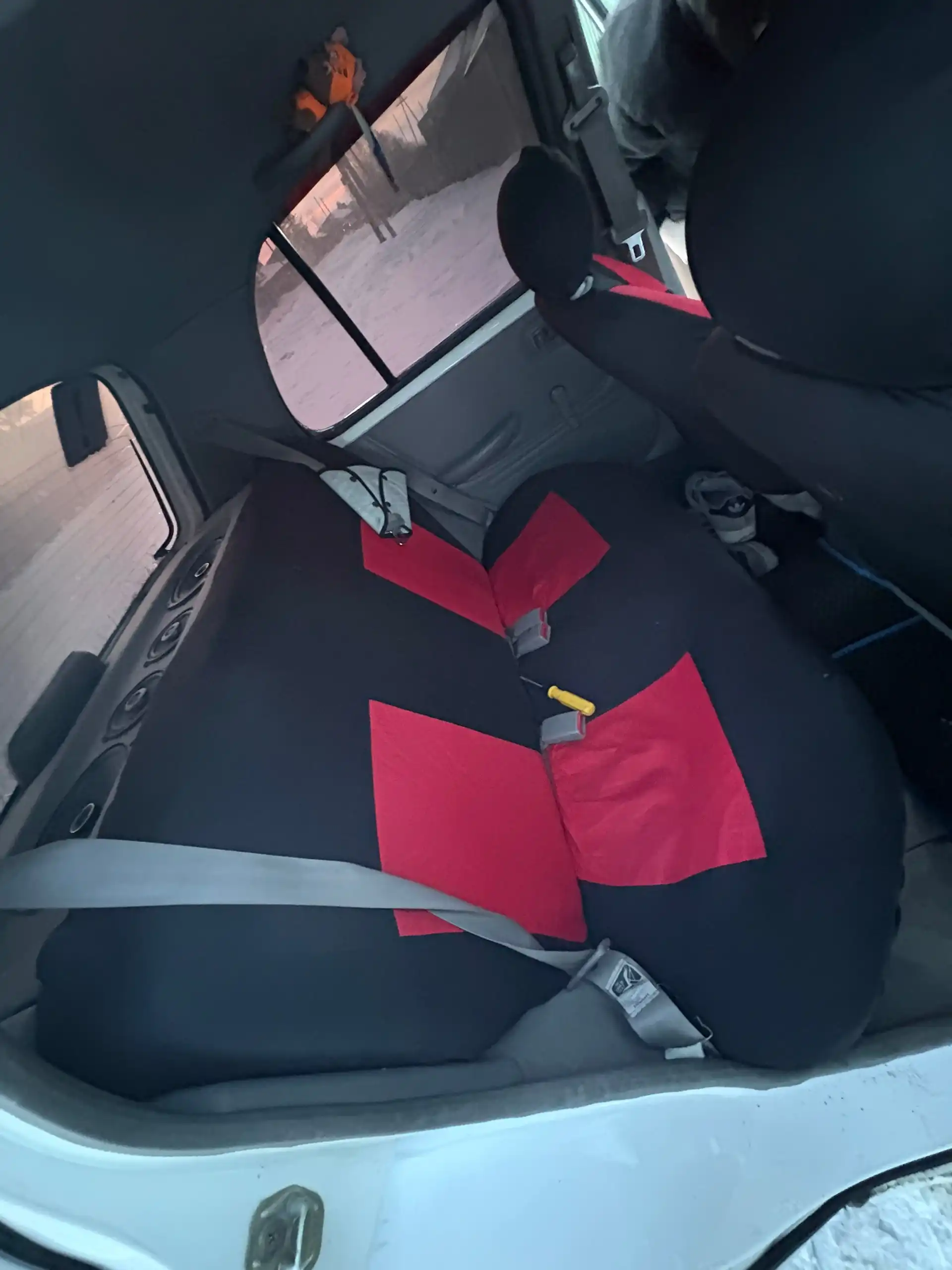 Продам Ниссан Марч 2000 года