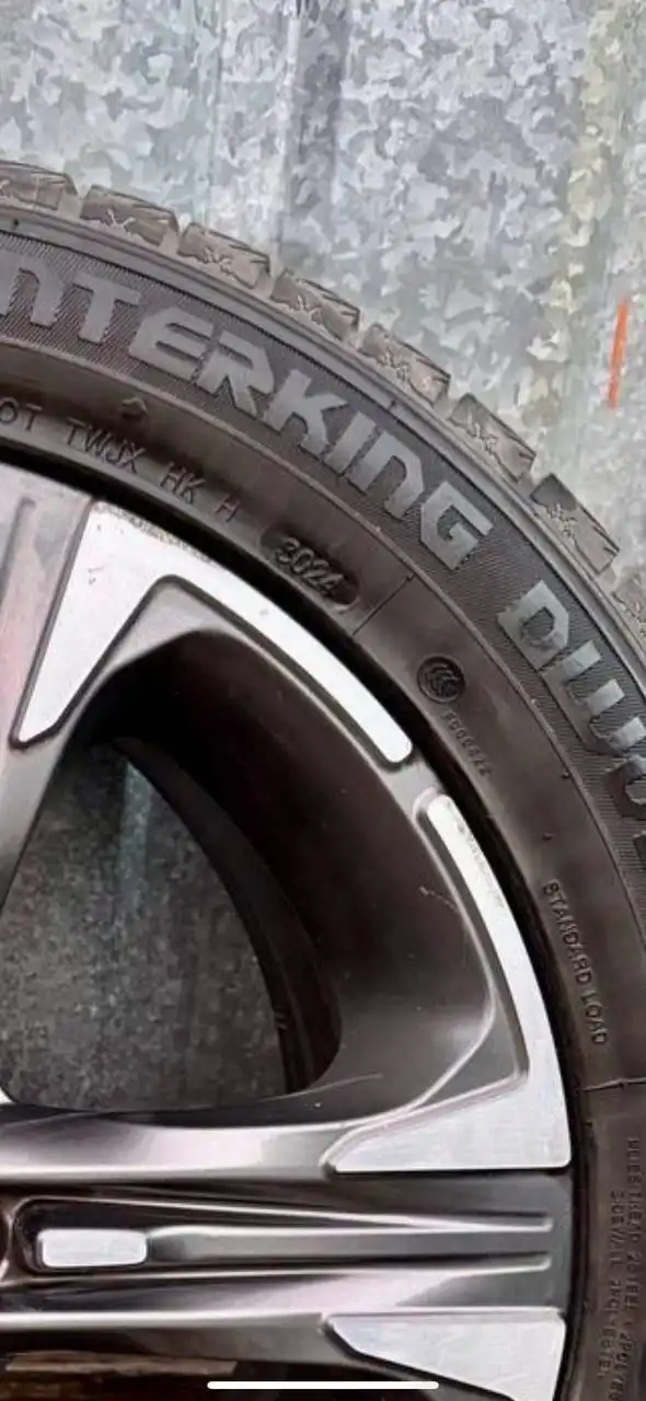 Зимние колеса Kia Optima K5 R18 235/50