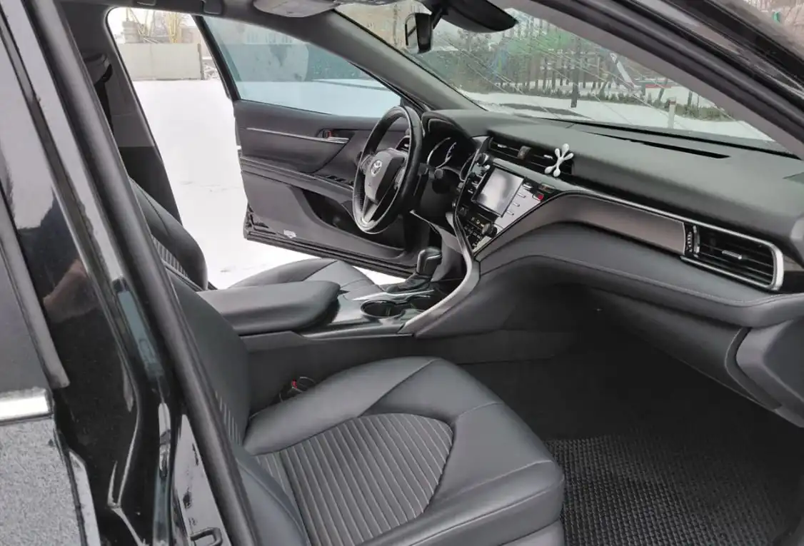 Toyota Camry 2019 VIII поколение бензин 2.5 л автомат